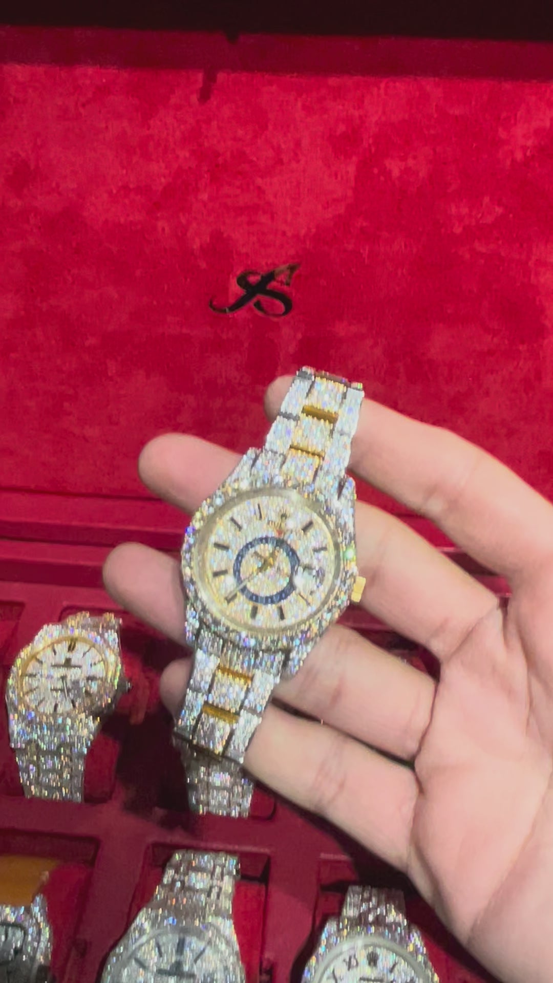 VVS CUSTOM WATCH 41MM (Highest Moissanite Quality)